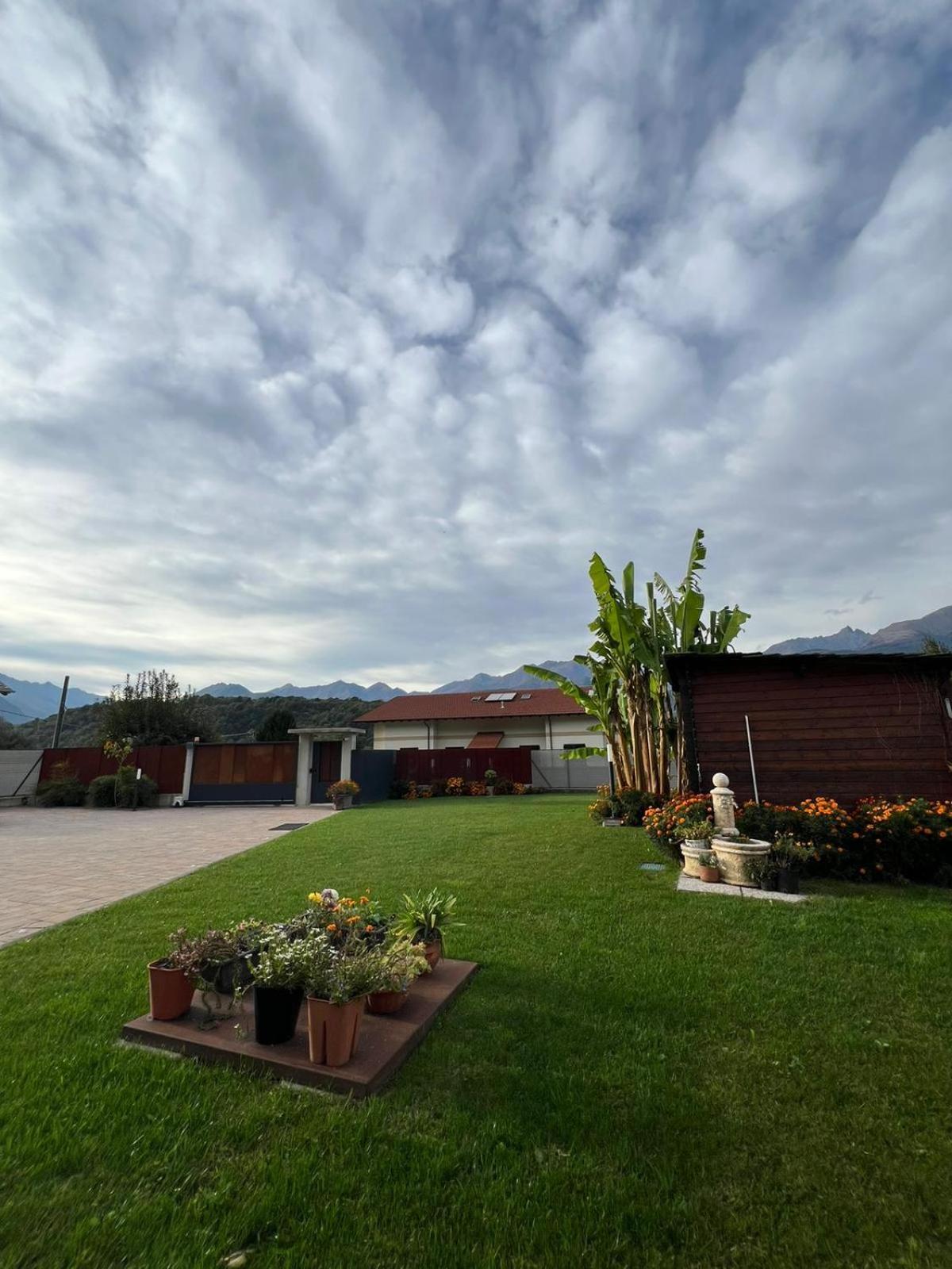 Il Giardino Dei Ciliegi Apartman Colico Kültér fotó